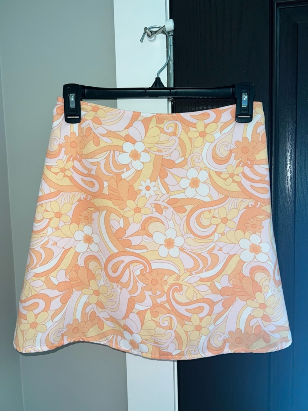 Hollister Retro Floral A-Line Mini Skirt - Peach, Cream & Yellow